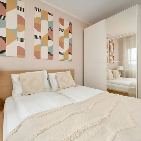 Spacious In With A Desk For Remote Work And A Balcony By Renters Apartment
